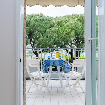 Jesolo Beach! Fronte Mare - Piscina Park E Posto Spiaggia Inclusi Exterior foto
